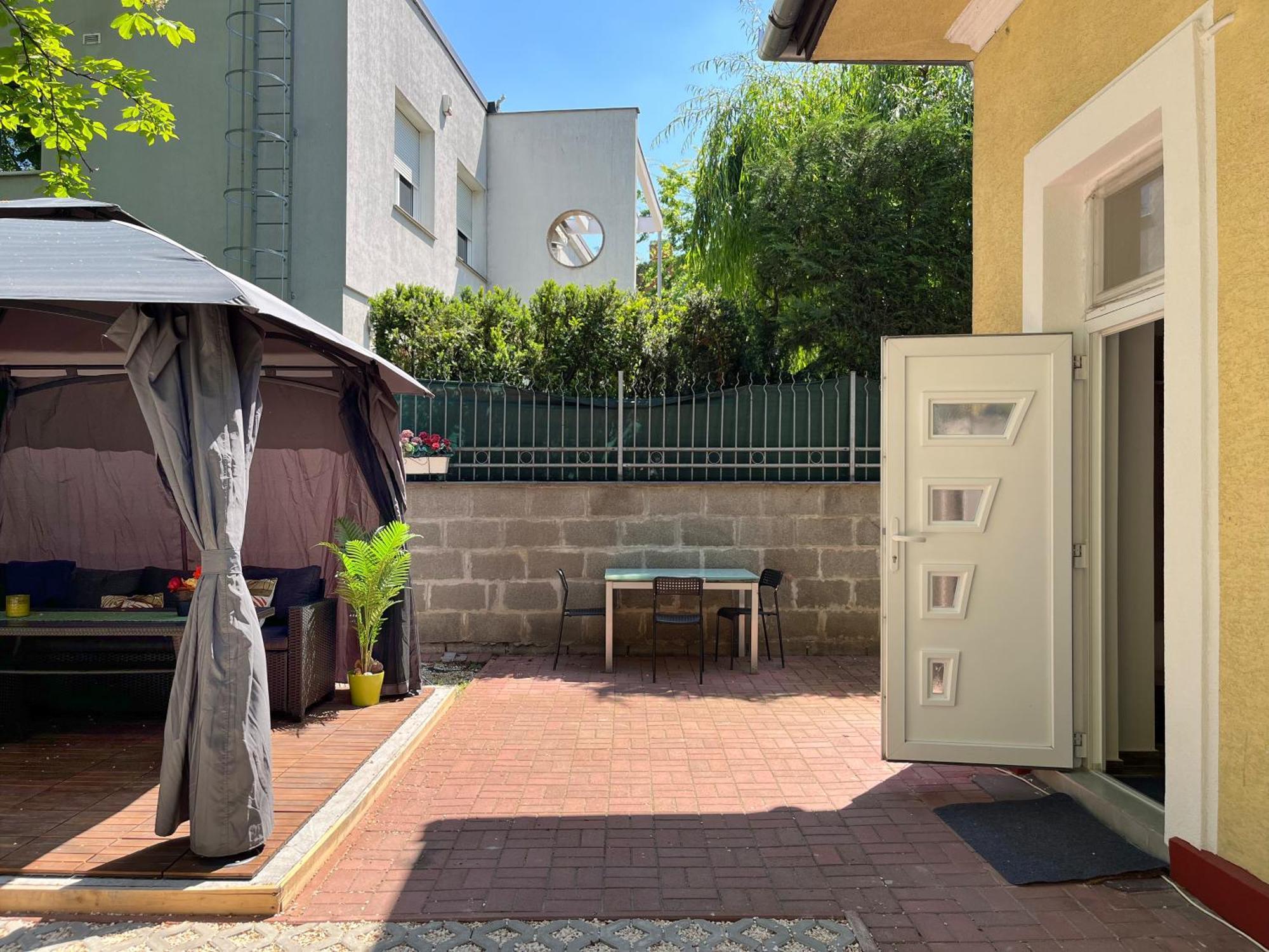 Brand New Garden Flat / Free Parking Διαμέρισμα Βουδαπέστη Εξωτερικό φωτογραφία